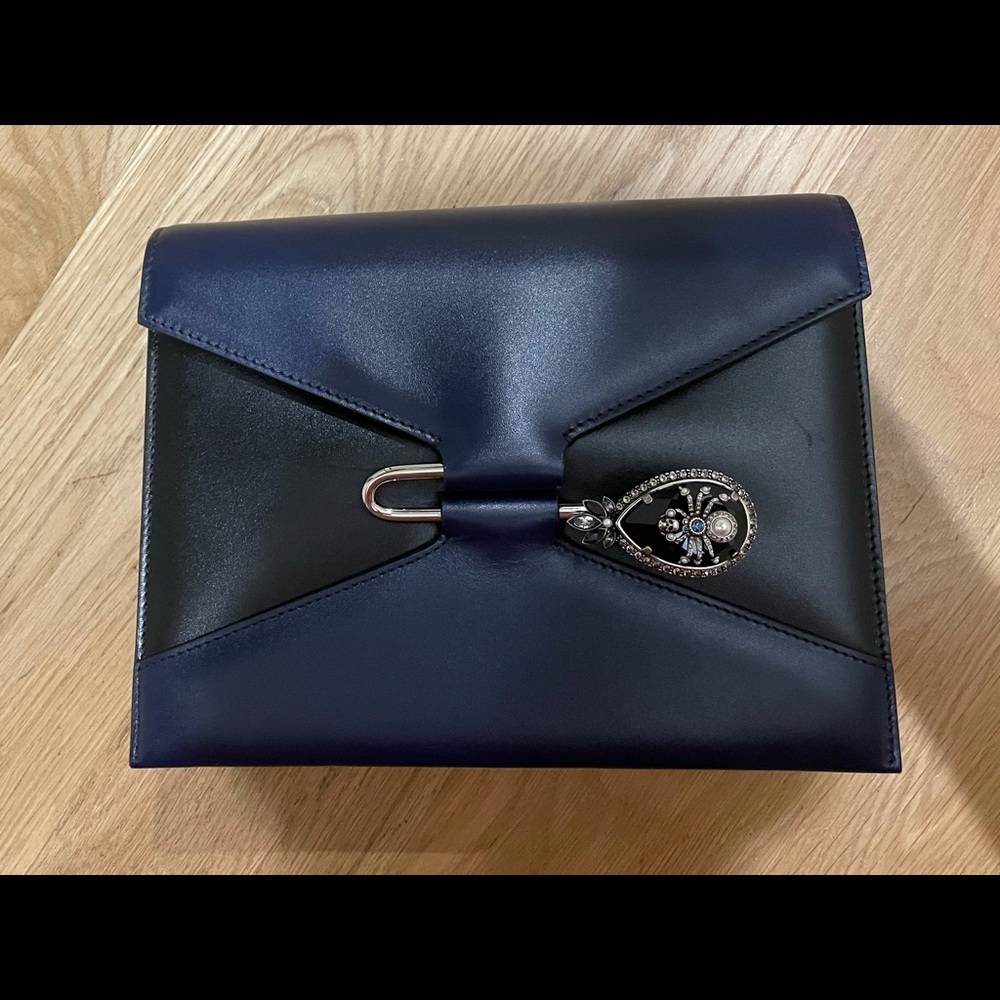 Alexander McQueen pin bag in black and night blue